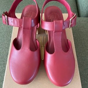 Charlotte Stone Molly in Brick (excellent condition)